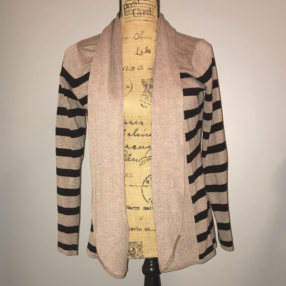 Women’s STRIPED SWEATER | cozy, cute, comfortable